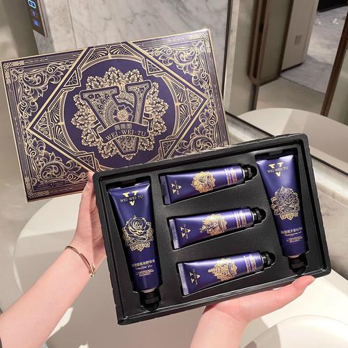 樱花香氛护手霜礼盒 精致伴手礼，为现代女性注入滋润与优雅